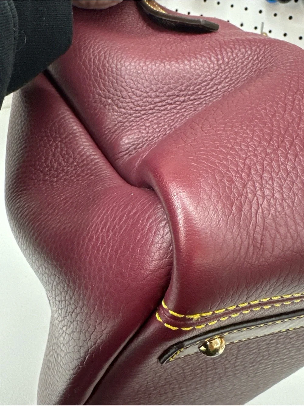 Dooney & Bourke stylish burgundy